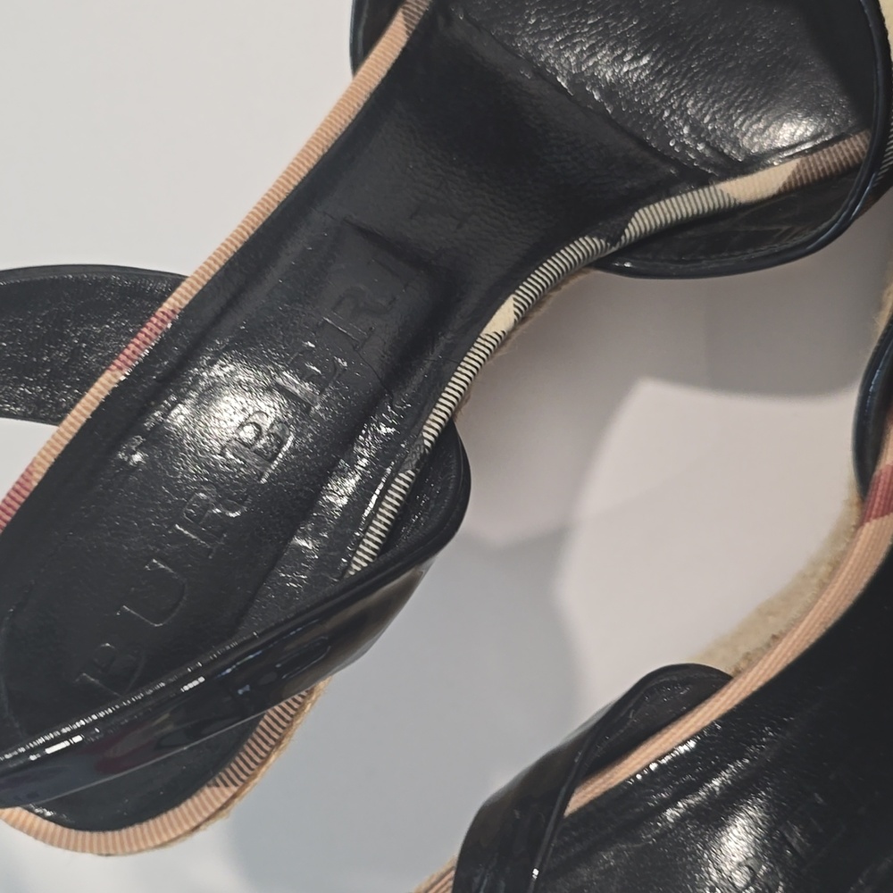 Burberry Plaid Wedge Sandals Espadrilles Size 39 with Box - Picture 5 of 16